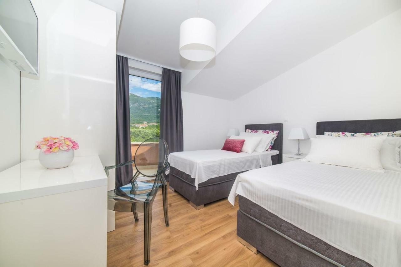 Apartmani Ana Kaštela Exterior foto