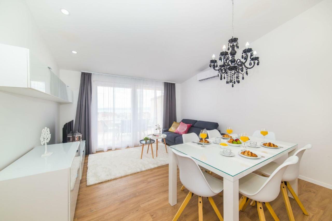 Apartmani Ana Kaštela Exterior foto